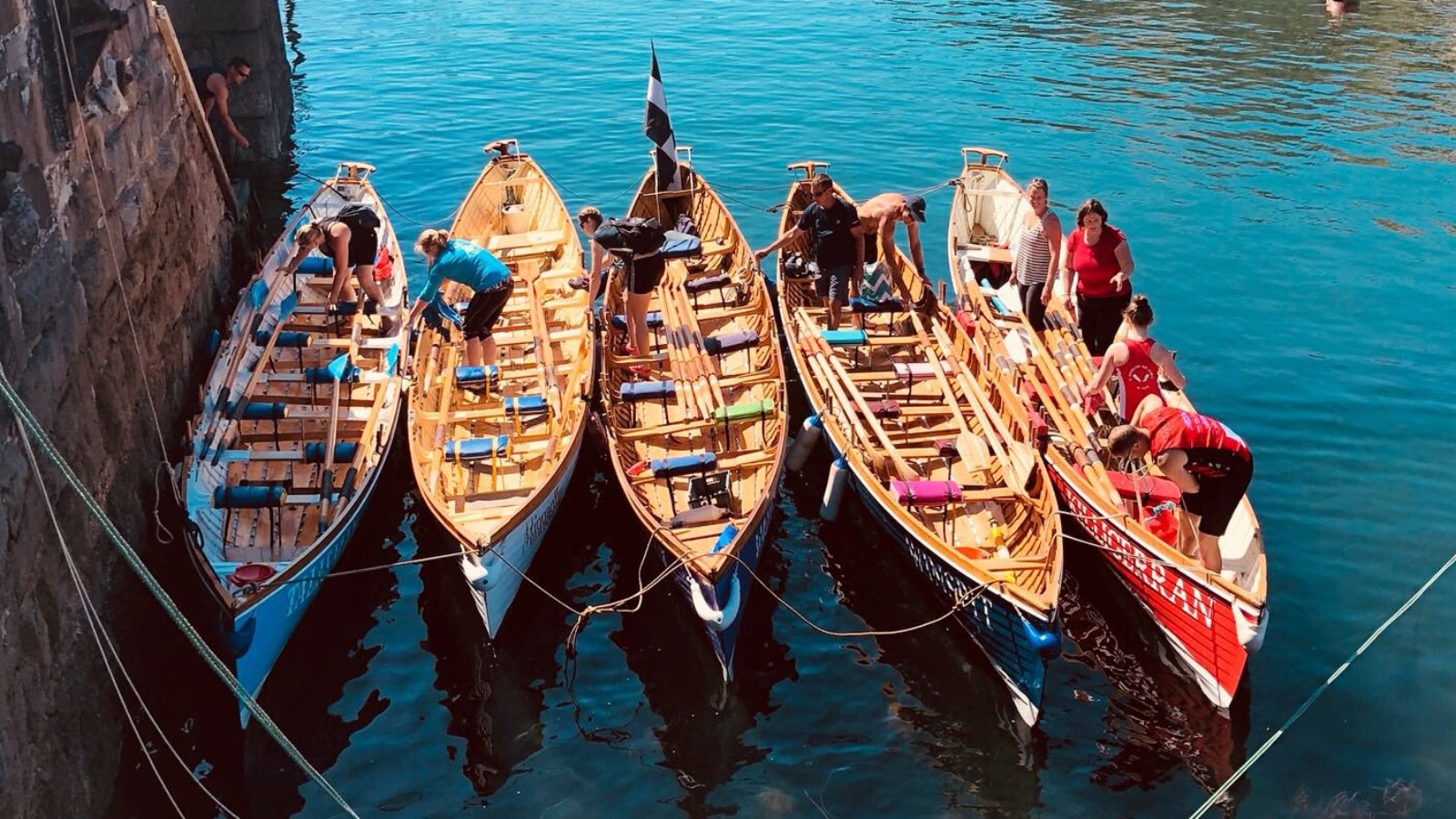 Preparations at Mevagissey Harbour (c) Rowers Rub