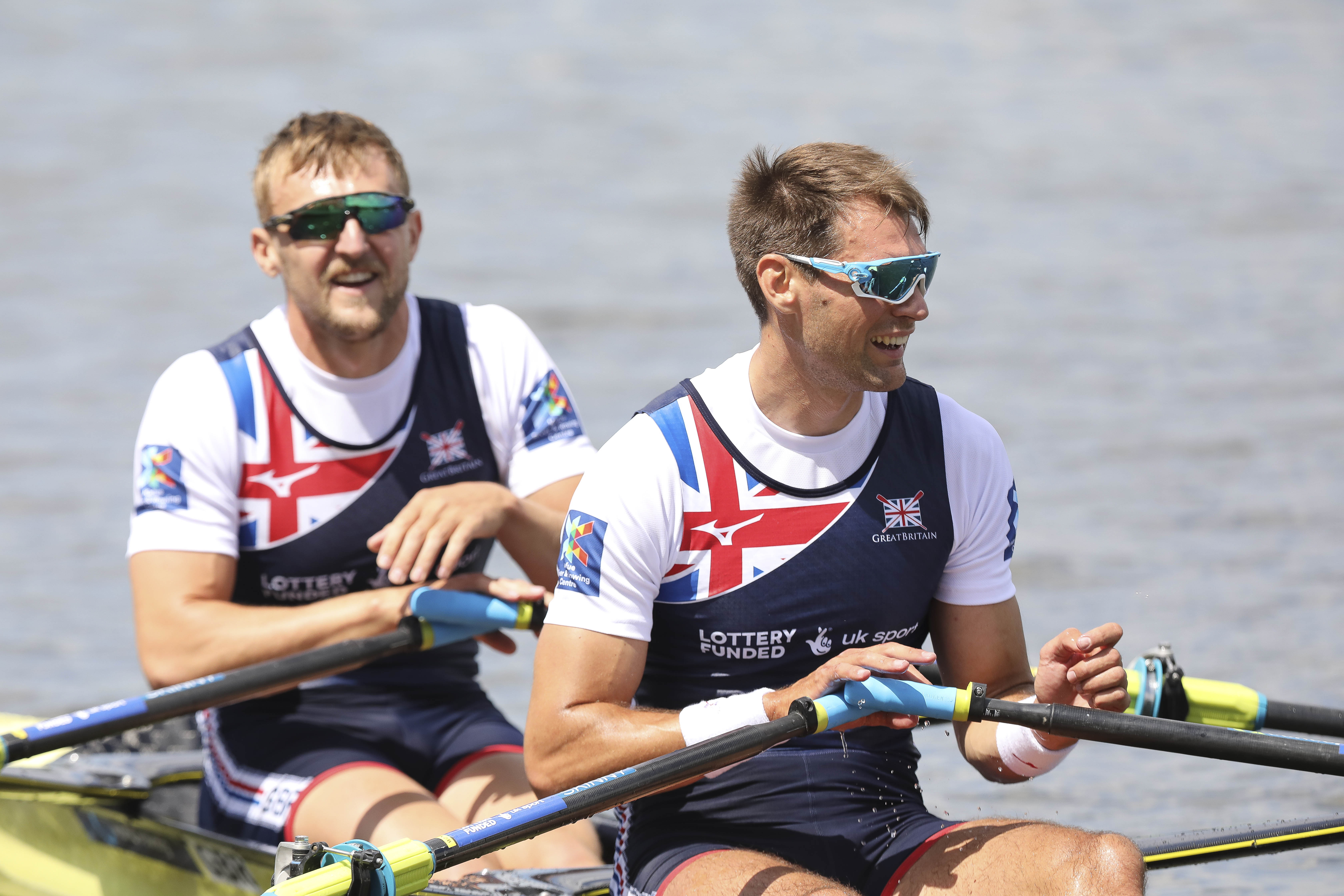 John Collins and Graeme Thomas celebrate after winning silver at World Cup II. Credit Nick Middleton