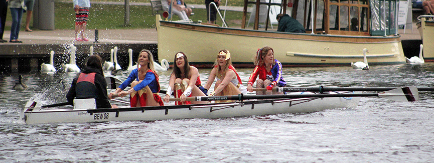 Super Woman can row!