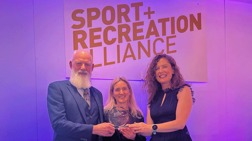 Fulham Reach BC representatives with Sport+Recreation Alliance award