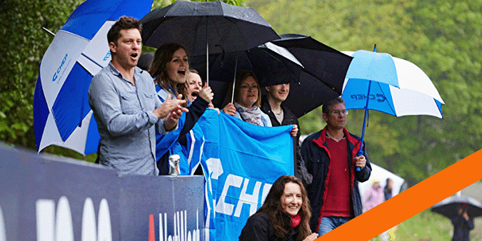 Rowing supporters