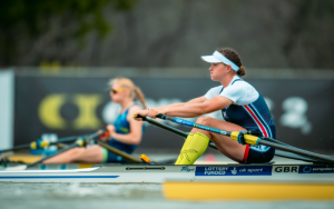 Lauren Henry racing the single scull