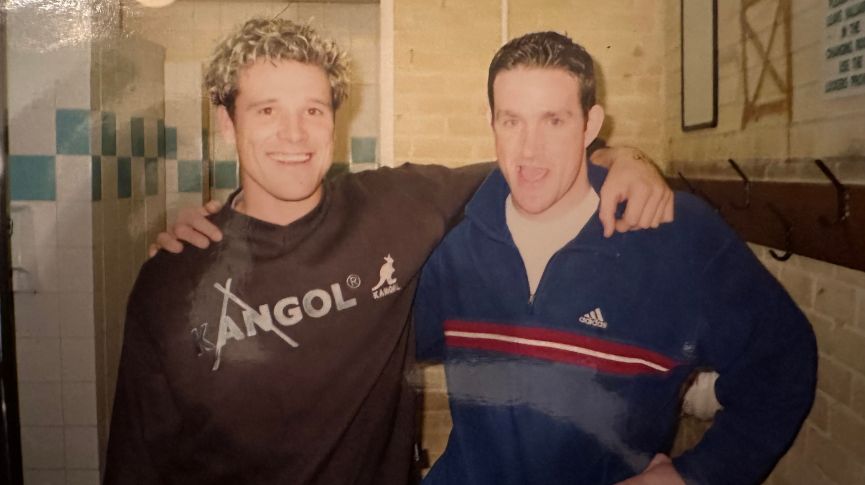 Matthew West pictured with James Cracknell in 2000