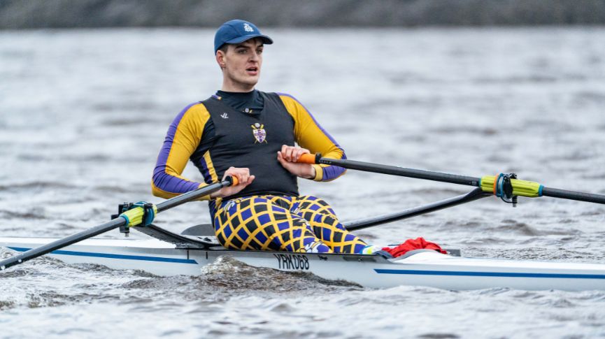 A York City RC Single Sculler on the Tyne